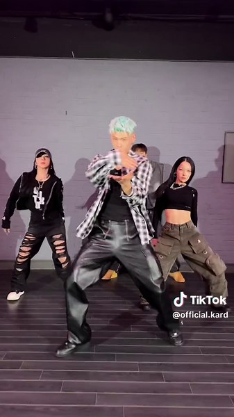 Cake by KARD Dance Performance