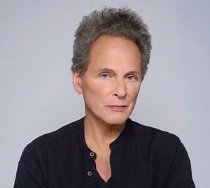Lindsey Buckingham releases new single 'Scream'