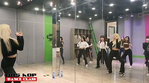 《step back》学员舞蹈课镜面直拍+周五18:30坐标：潮上跳舞公司（浦东店)舞蹈风格：mvjazz歌名：《step back》