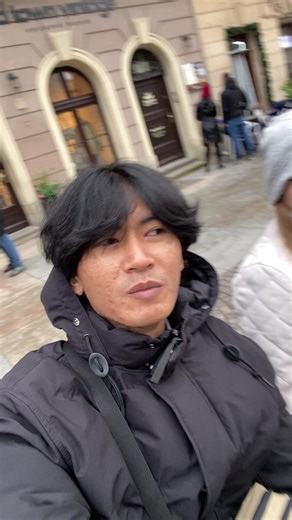 Kisah Yak Kanak: Budaya Madura dan Bule Indonesia