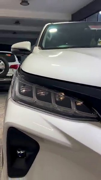 “Fortuner Legender 8 Projector Setup | Full Headlight + Fog Lamp Upgrade 🔥”