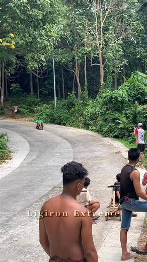 1.5M views · 16K reactions | TUPAD x Ligiron Extreme #ligironextreme #extremesports #extreme #extremelocal #happy #ligiron Disclaimer: The activities shown in this video involve extreme sports performed by experienced individuals. These stunts carry a risk of serious injury . Do not attempt to recreate or perform them without proper training, safety gear, and supervision. Always prioritize your safety. | Ligiron Extreme | Facebook