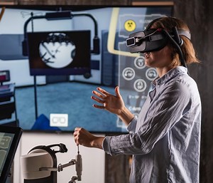Using Virtual Reality to Help Train Specialized Workers | Jessica Henry | Autodesk University