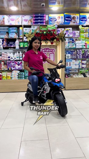 Moto BMW eléctrica de 12v para niños!!🤩 Con potentes motores y capacidad para llevar bastante peso👌🏼 Envíos seguros a todo Colombia 🇨🇴 📲310 449 0555- 310 526 0251 #motobmw #bmw #bmwmotorsport #montableselectricos #motoparaniños