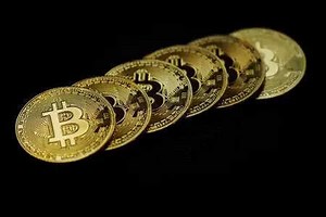 Bitcoin under pressure — what went wrong with BTC USD and why it matters