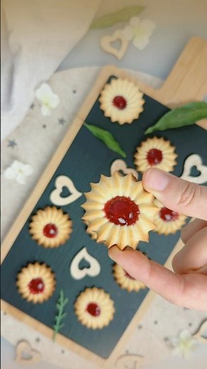 Melt-in-Your-Mouth Butter Blossom Cookies 🌸 | Easy Jam Filled Butter Cookies Recipe. Flower cookies
