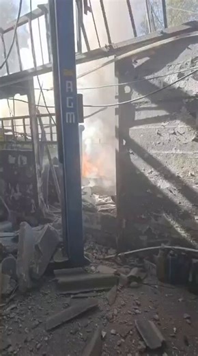 New ruins in Tel Aviv as a result of today's missile attack by Iran