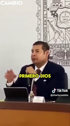Nuevo uniforme escolar para el ciclo 2025-2026 en Puebla