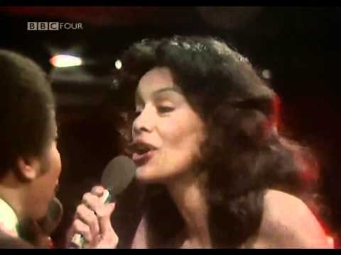 Marilyn McCoo and Billy Davis Jr ~ You Don_t Have to Be a Star (correct video aspect).avi