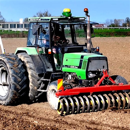 2.9K views · 44 reactions | Deutz Agrotron fahr tractor  #farminguk #tractorlife #fyp #agriculture #farminglife | Big Machines | Facebook