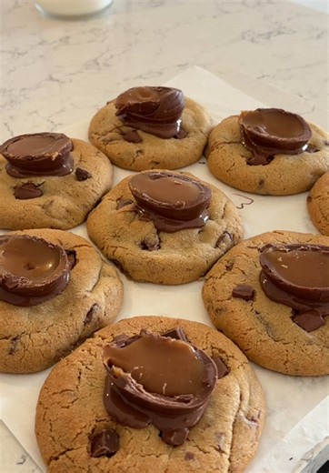 Easy Chunky Stuffed Cookie Recipe 🍪💛