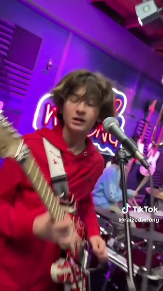 Beat It Song Tribute Featuring EVH Influence