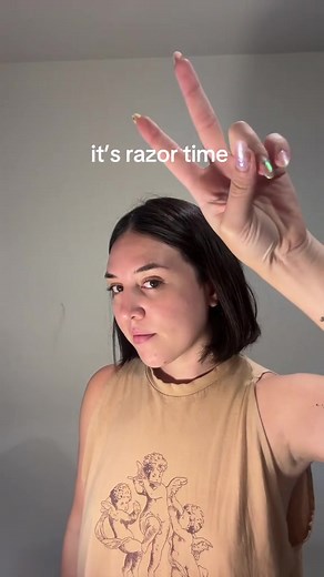 Stylish Razor Bob Haircut Tutorial