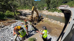 27 reactions | Waterway recovery and debris removal along the Broad River in Bat Cave, North Carolina on Tuesday morning. Hurricane Helene pummeled Western North Carolina nearly 9 months ago and while most towns in the area are open for business, Bat Cave is not one of them. 驪 | Sean Rayford | Facebook