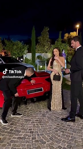 Best Magic Tricks in Public | Amazing Magician Performances