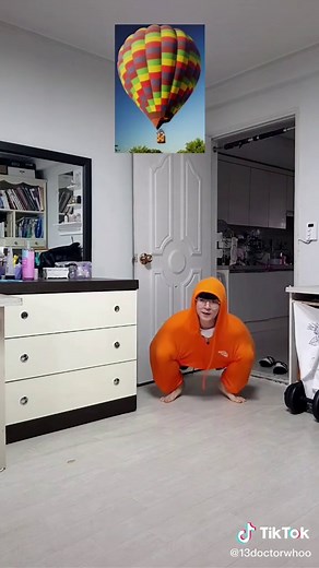 비행기의 속도!!! (비행기를 탔는데 무서워서 덜덜 떨고 있는데..옆에서 더욱 무서워라고 놀릴거 같은 친구는ㅋㅋ누구인가여 ㅋㅋ) #병맛 #밈 #틱톡밈 #틱톡코미디 #meme #fyp #닥터후 #trend