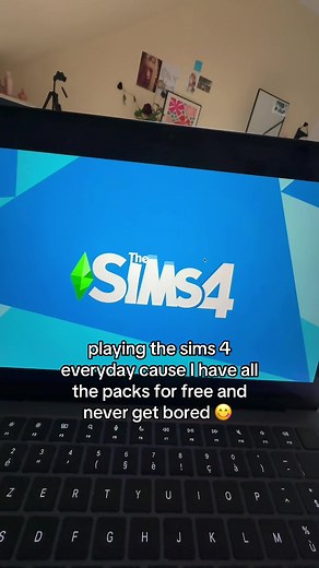 Play The Sims 4 Every Day: How I Never Get Bored with Free Packs