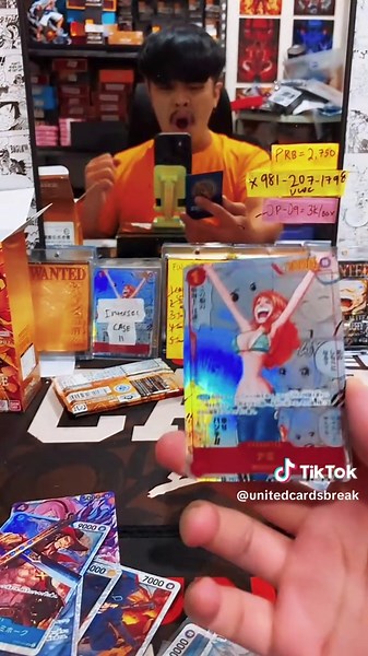 Discover Manga Nami in One Piece Trading Card Game