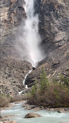 Exploring Takakkaw Falls 🇨🇦 | Canada’s Most Epic Waterfall in Yoho National Park!