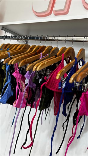 Titi • Moda para adolescentes y preadolescentes on Instagram: "Lanzamiento BKNS para adolescentes! A un suuuuper precio 🔥 #bikinis #summer"