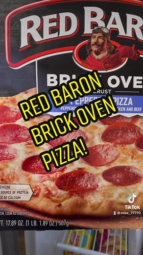 Trying the Red Baron Brick Oven Pizza! #pizza #quickmeals #frozenfoods #pepperoni #redbaronpizza #frozenpizza