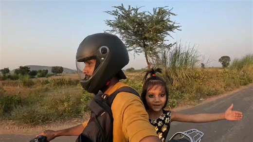 👑 Deeg Palace ka charm alag hi level ka hai! 😘 #DeegPalace #DeegMahal #RajasthanVibes #RoyalHeritage #FountainCity #HiddenGem #BharatpurDiaries #RajasthanTourism #IncredibleIndia #CinematicVlog #TravelReel #HistoryLover #DesiTraveller #VillageToVlogger #MewatiVlogger | Asif Tasleem