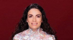 Clip de "Dream In My Head" : Yael Naim change de peau mais reste la même