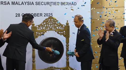 ⚡ 𝗣𝗼𝘄𝗲𝗿𝘁𝗲𝗰𝗵𝗻𝗶𝗰 𝗚𝗿𝗼𝘂𝗽 𝗕𝗲𝗿𝗵𝗮𝗱 — 𝗦𝗽𝗮𝗿𝗸𝗶𝗻𝗴 𝗮 𝗡𝗲𝘄 𝗖𝗵𝗮𝗽𝘁𝗲𝗿 𝗼𝗻 𝘁𝗵𝗲 𝗔𝗖𝗘 𝗠𝗮𝗿𝗸𝗲𝘁! A moment of pride and achievement as we celebrate the official listing of Powertechnic Group Berhad on the ACE Market of Bursa Malaysia. This milestone marks a significant step forward in our journey — a reflection of our team’s dedication, perseverance, and shared vision to grow stronger together. With this new beginning, we look forward to creating 𝙜𝙧𝙚𝙖𝙩𝙚𝙧 𝙫𝙖