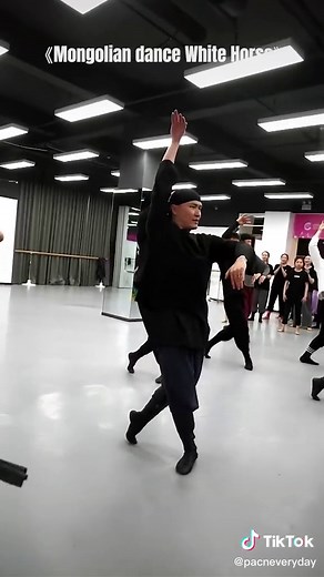 Traditional Mongolian Horse Dance by Chinese Dancers