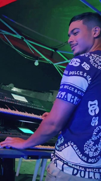 Cheb Hamza : Musique et Plaisir