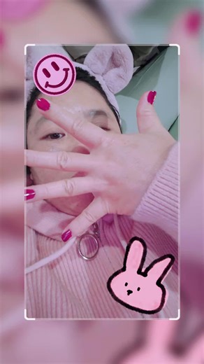 วิดีโอของ BTS(방탄소년단) (@lay.lay.bts) พร้อมเพลง เสียงต้นฉบับ - ETA music