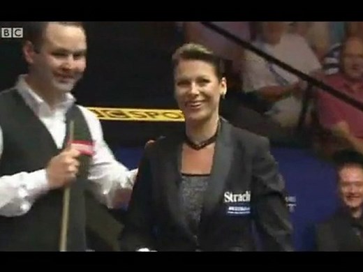 Michaela Tabb's Cue ball blunder (2010 world snooker)