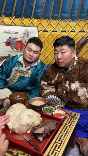 内蒙草原美食推荐，羊尾油的绝妙风味