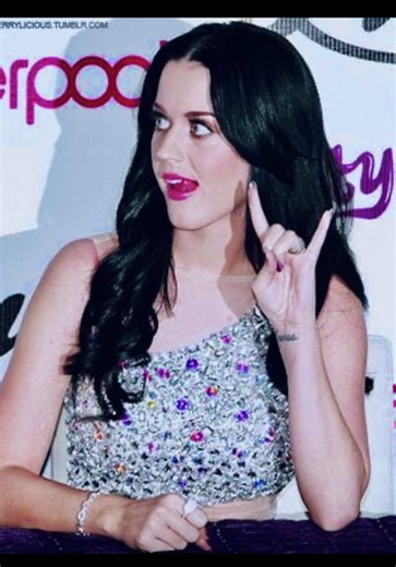 katy perry gif edit #katycats #nostalgiacore #2000snostalgia #katyperry #2000sthrowback @Katy Perry @Katy Perry Universe