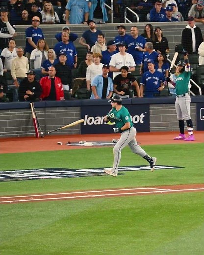 Crushed, Cal Raleigh! #ALCS 💪