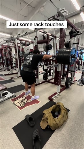 Uneven Bar Powerlifting Techniques Explained