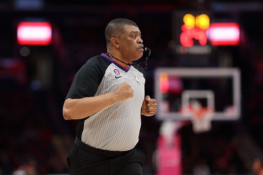 What happened to NBA referee Tony Brothers? Closer look as official exits game between Bulls-Timberwolves