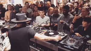 Follow us on Instagram for the dopest gospel house sounds https://www.instagram.com/housemusicsa/ | House Music SA | Facebook