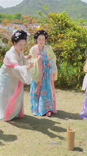 Spring outing in Tang dynasty #hanfu #springwear #汉服hanfu