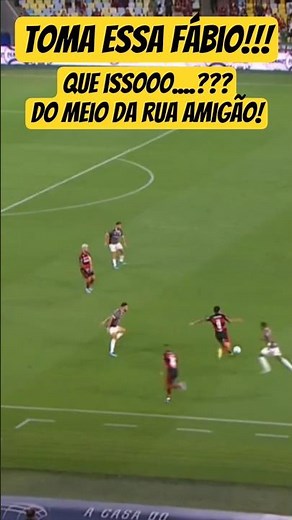 GOAL!!! PEDRO scores from the middle of the field. Amazing goal by Fábio with a shot from midfiel...