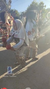Danza de los judíos / Sinaloa Una tradición previo a la Semana Santa que pasa de generación en generación en la cultura Mayon-Yoreme es la llegada a Culiacán, Sinaloa, de los “Judíos” o “Fariseos”. Durante la Cuaresma, estos danzantes a quienes muchos les llaman “matachines”, son los personajes que representan a los malos de la historia de la vida, pasión y muerte de Jesucristo. Los Judíos son en su tradición los malos, bailan, bajan para la ciudad y llevan máscaras de piel de chivo y desde el m