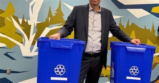‘Looks like it’s going to be a disaster’: Northern York Region mayors angry with new recycling program