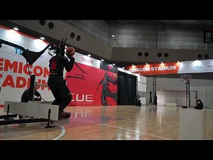 トヨタ自動車のAIバスケットボールロボット 「CUE6」がロングシュートに挑戦！ - SEMICON Japan 2024