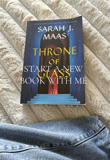 start a new book with me…☕️📖😌 #BookTok #readwithme #coffee #bookrecommendations #books