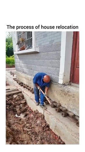 Technology🔹️Gadgets on Instagram: "House relocation begins with detailed planning. Engineers and movers survey the building, assess its structure, and plan the safest route to transport it. Utilities are disconnected, fragile areas are reinforced, and surrounding spaces are cleared to prevent damage during the move. 🧰 Structural Reinforcement Before lifting, the house is carefully reinforced. Steel beams and hydraulic jacks are positioned under the foundation to evenly distribute weight. This 