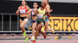 Fraser-Pryce qualifies for 100m semis at worlds
