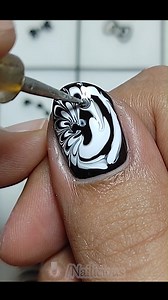 #cutenails #instanails #easynailart #nailinspiration #nailtutorial #nailinspo #nailartvids #nailsartvideos #shortnails #diynails #nailartideas #nailartdesign #nailicious #shorts #glitternails | Nailicious