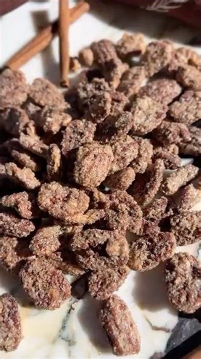Thanksgiving Favorites: Best Candied Pecans