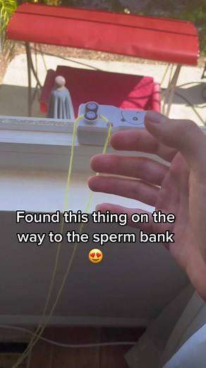 Found thing string shooter on the way to the sperm bank🤦‍♀️ #toy#satisfying#fun