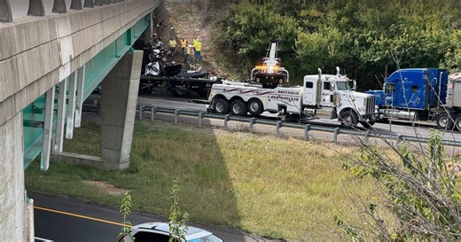 Two dead, one injured in I-24 crashes in Johnson County